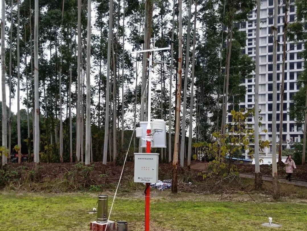 重慶市風(fēng)景園林科學(xué)研究院引進(jìn)云飛氣象系統(tǒng)