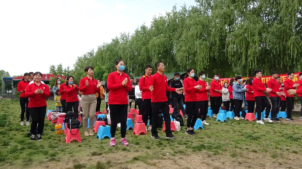 ���ב�(zh��n)��ʿ�⏊(qi��ng) ���w�y�֓P(y��ng)����